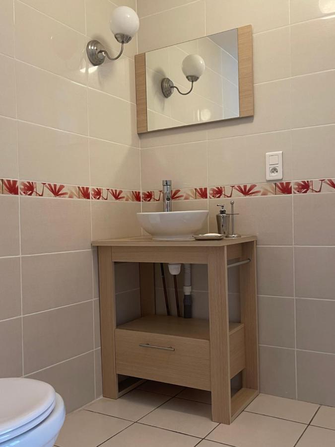 Au Perchoir Apartment Caunes-Minervois Bagian luar foto